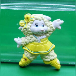 1985 Get Along Gang Refrigerator Magnet Woolma Lamb American Greetings Vtg PVC